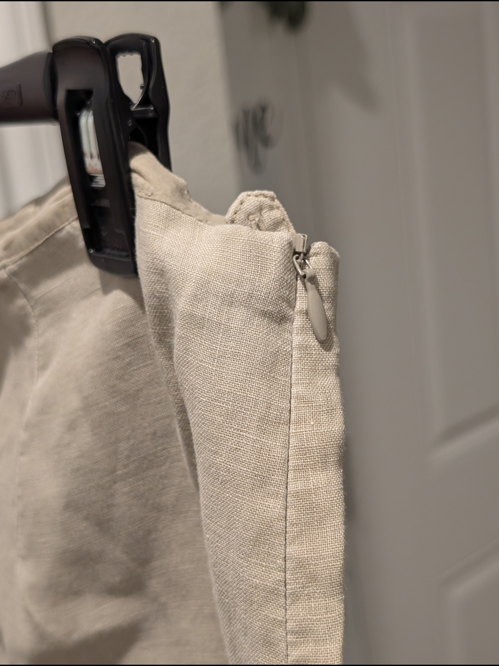 Tommy Bahama Cream Layered Ruffle-Hem Pencil Skirt - Picture 4 of 6